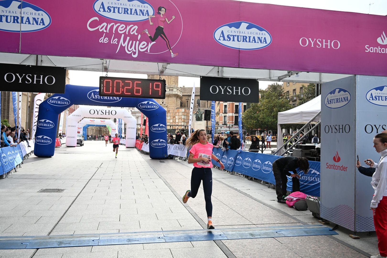 Todas las fotos de la Carrera de la Mujer de Zaragoza 2023. 4358