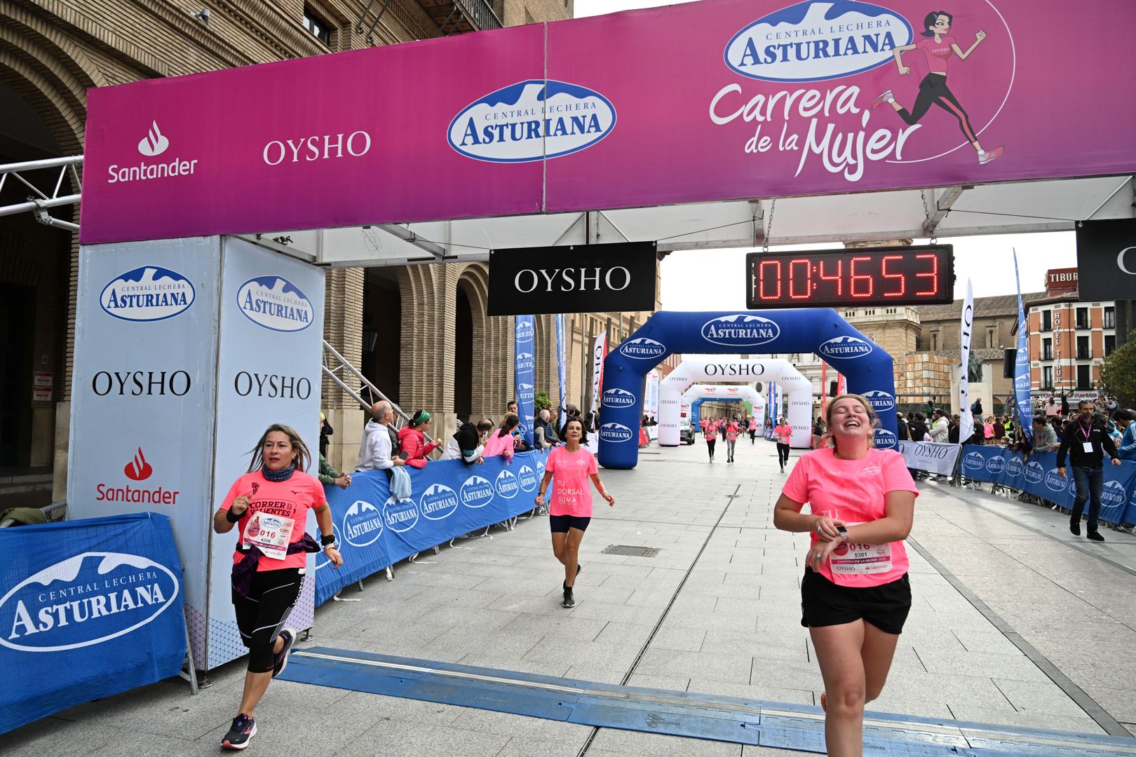 Todas las fotos de la Carrera de la Mujer de Zaragoza 2023. 5534
