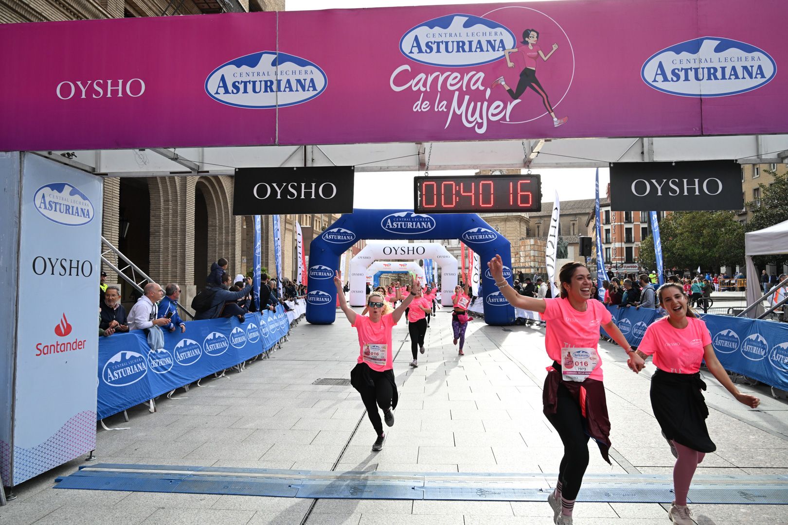 Todas las fotos de la Carrera de la Mujer de Zaragoza 2023. 5058