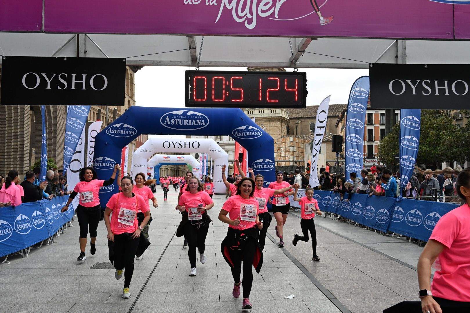 Todas las fotos de la Carrera de la Mujer de Zaragoza 2023. 5781