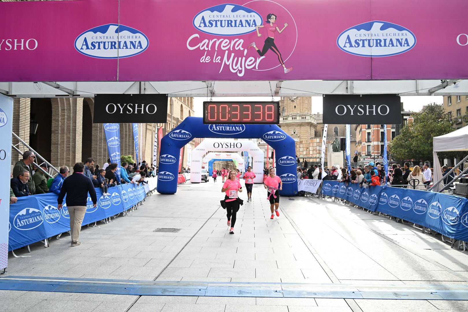 Todas las fotos de la Carrera de la Mujer de Zaragoza 2023. 4582