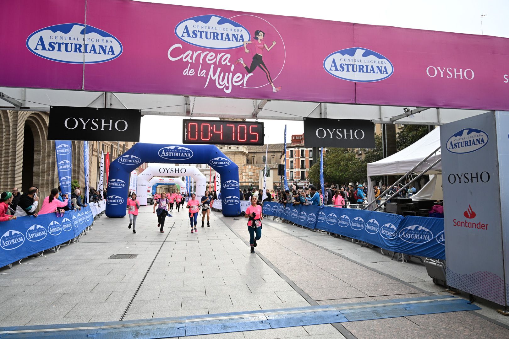 Todas las fotos de la Carrera de la Mujer de Zaragoza 2023. 5543