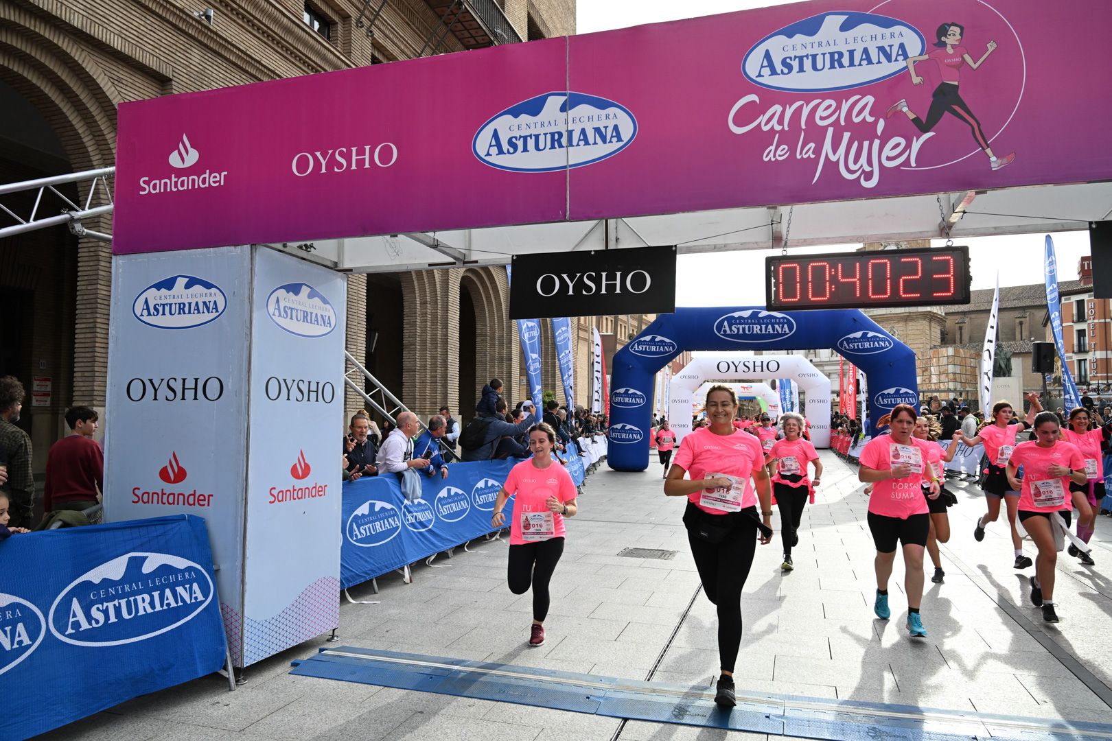 Todas las fotos de la Carrera de la Mujer de Zaragoza 2023. 5066