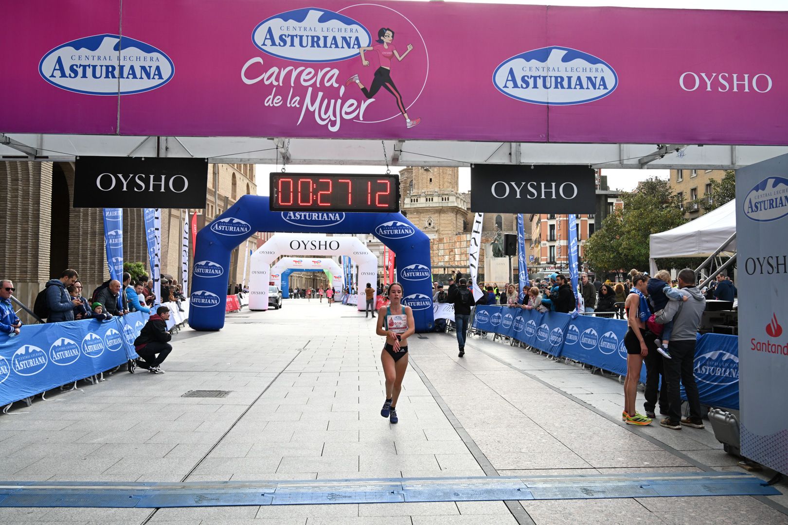 Todas las fotos de la Carrera de la Mujer de Zaragoza 2023. 4370