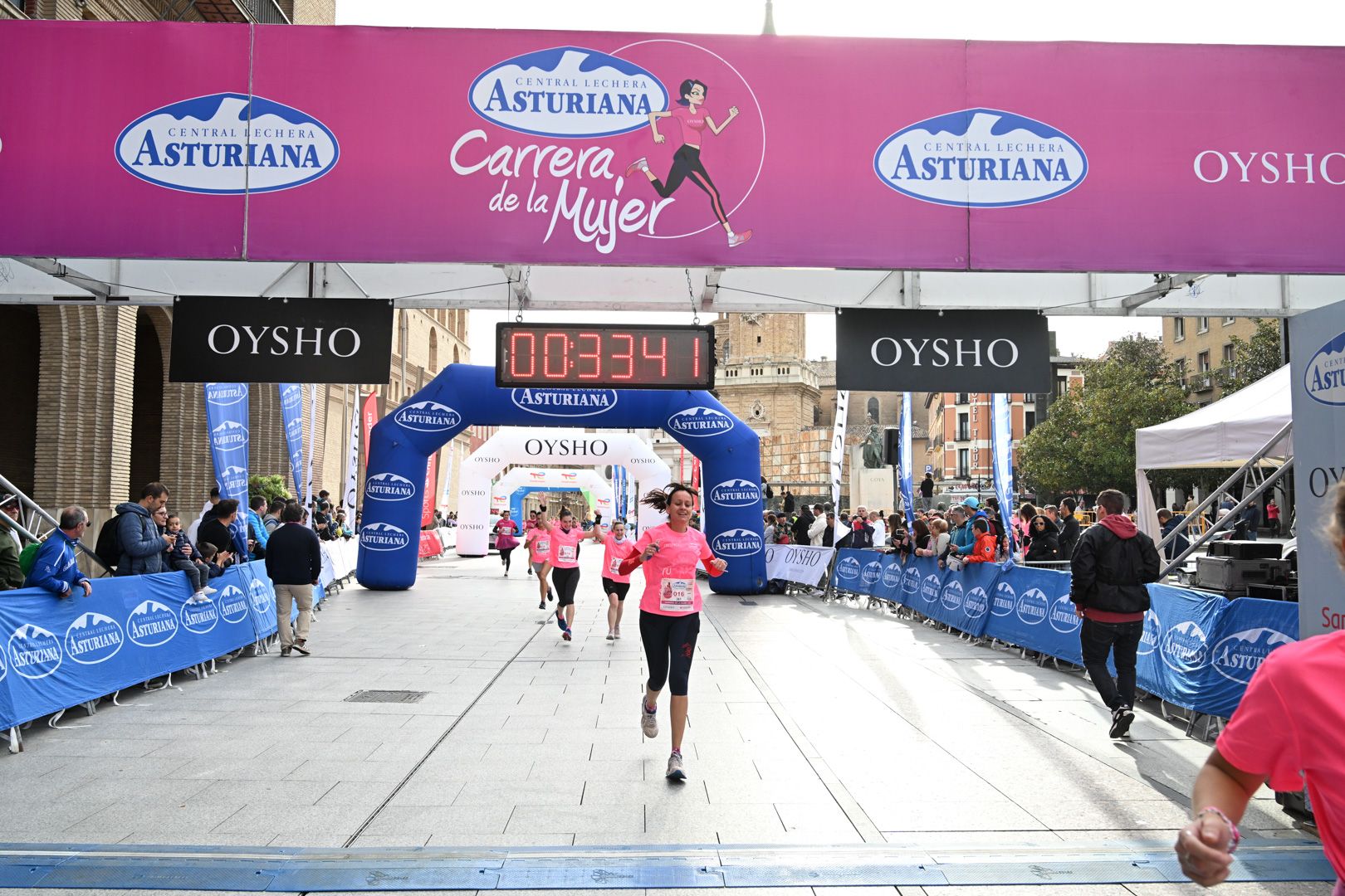 Todas las fotos de la Carrera de la Mujer de Zaragoza 2023. 4587