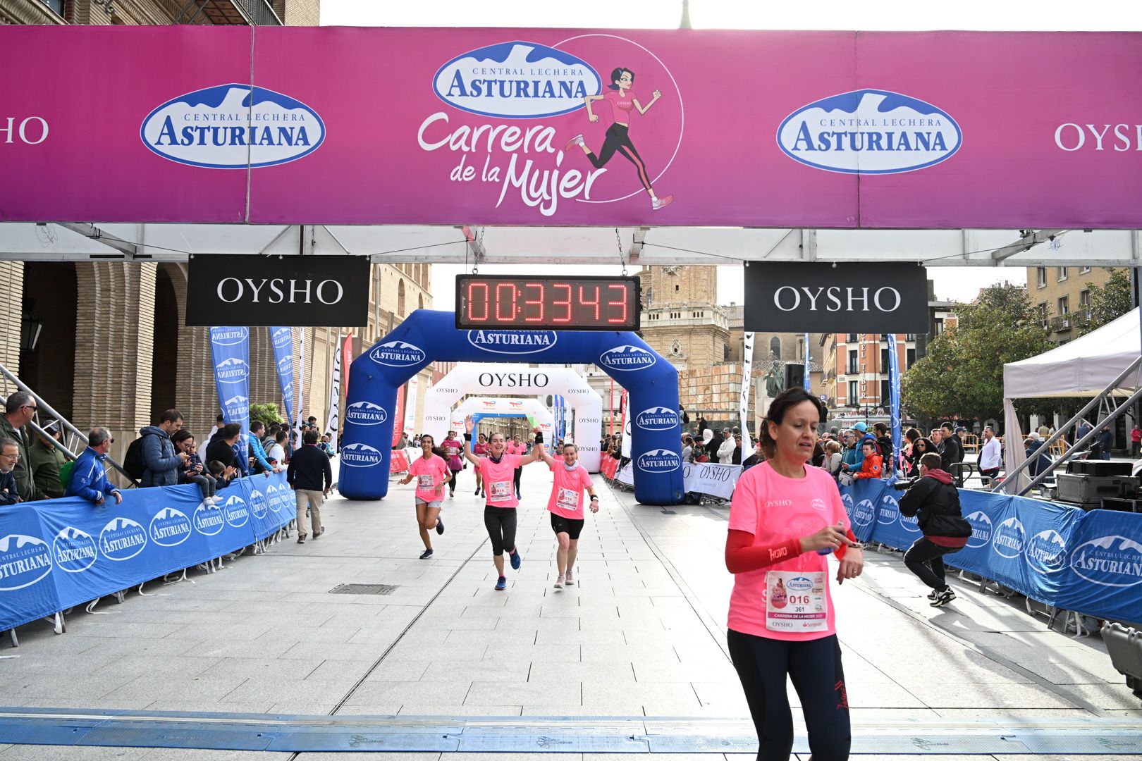 Todas las fotos de la Carrera de la Mujer de Zaragoza 2023. 4588