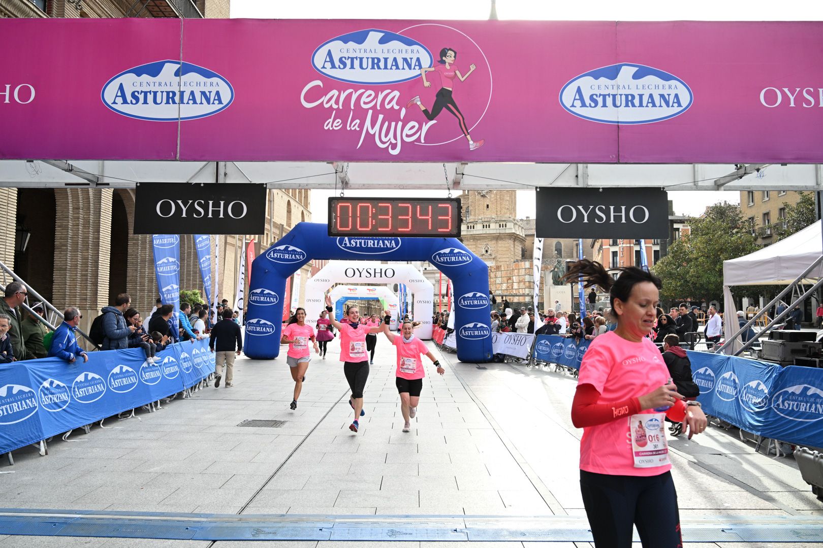 Todas las fotos de la Carrera de la Mujer de Zaragoza 2023. 4589