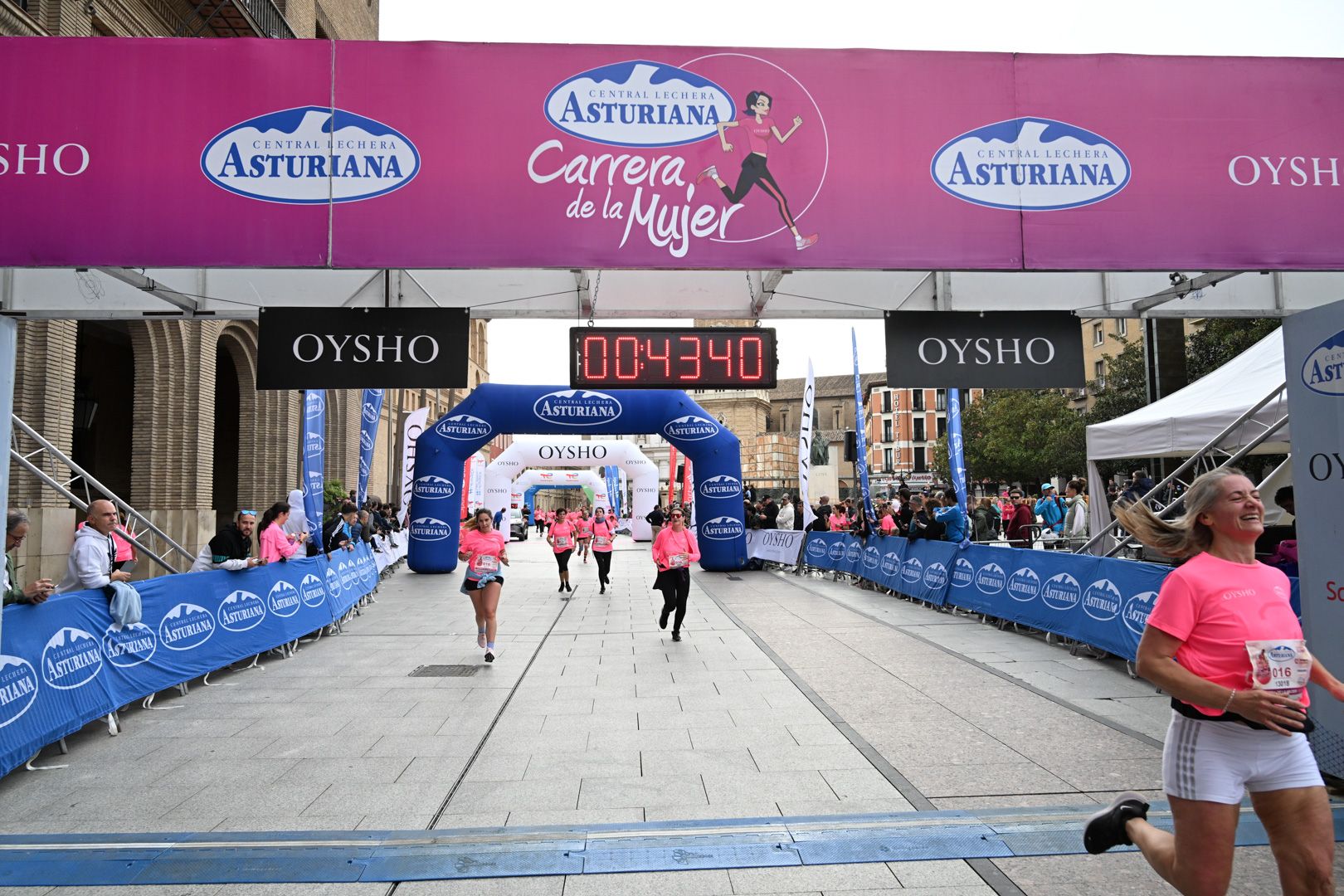Todas las fotos de la Carrera de la Mujer de Zaragoza 2023. 5308