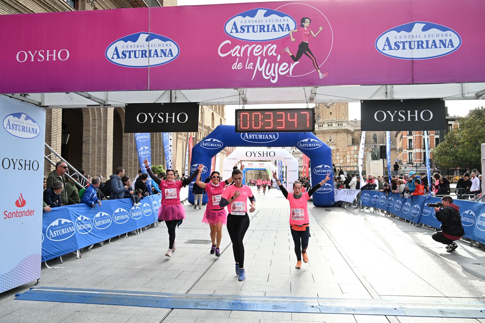 Todas las fotos de la Carrera de la Mujer de Zaragoza 2023. 4594