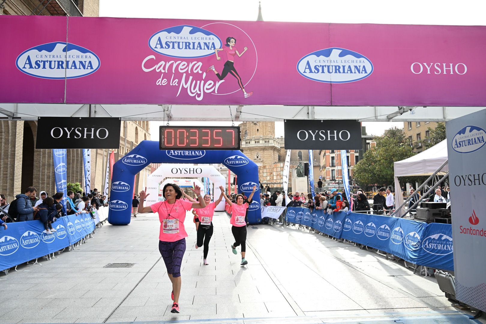 Todas las fotos de la Carrera de la Mujer de Zaragoza 2023. 4600