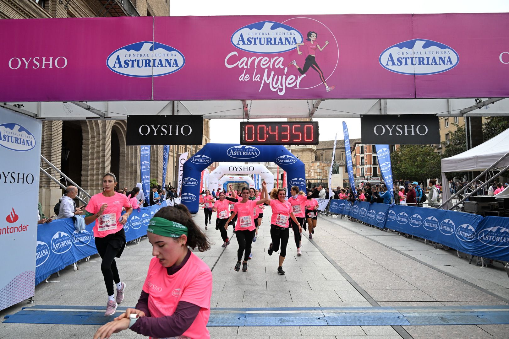 Todas las fotos de la Carrera de la Mujer de Zaragoza 2023. 5318