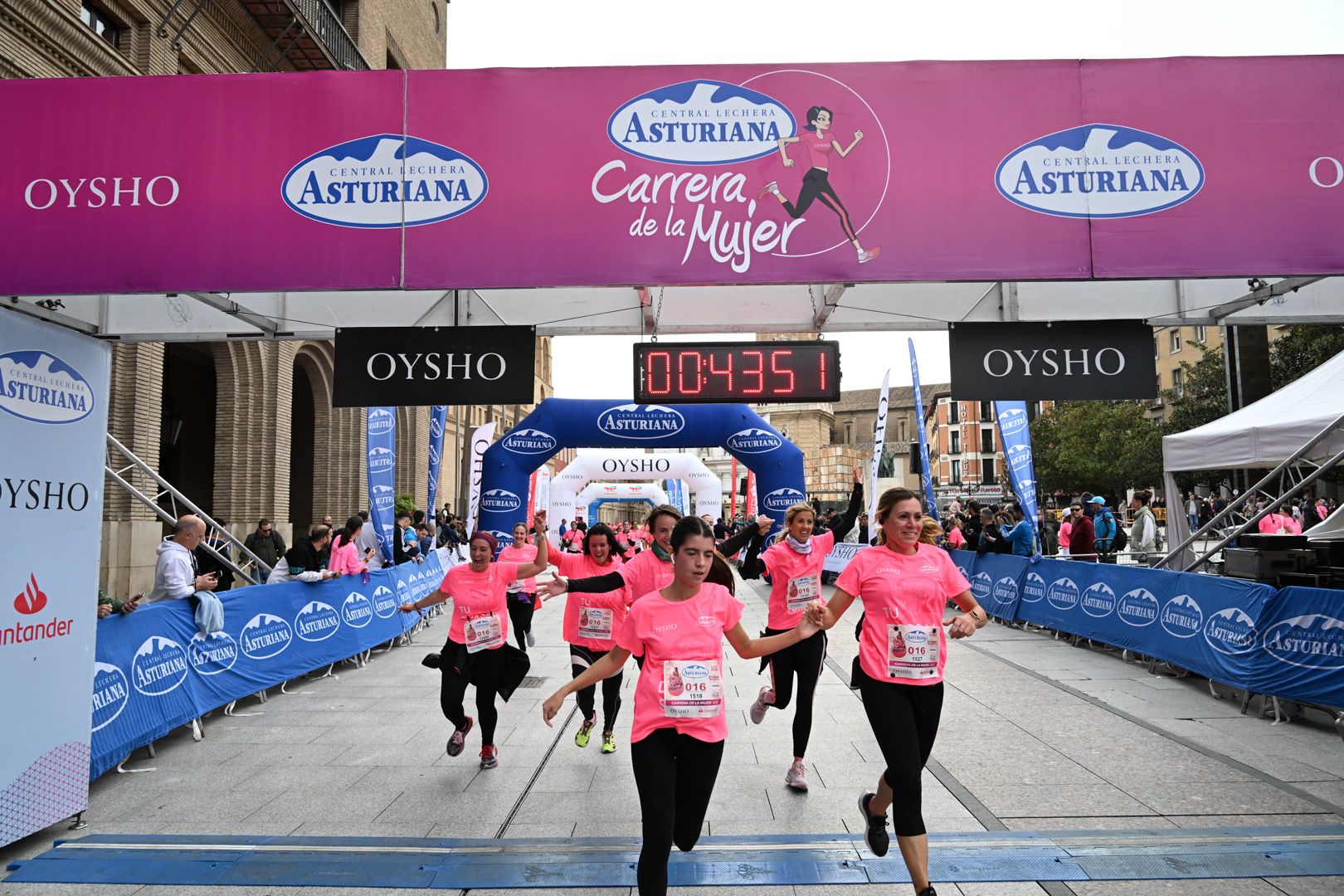 Todas las fotos de la Carrera de la Mujer de Zaragoza 2023. 5320