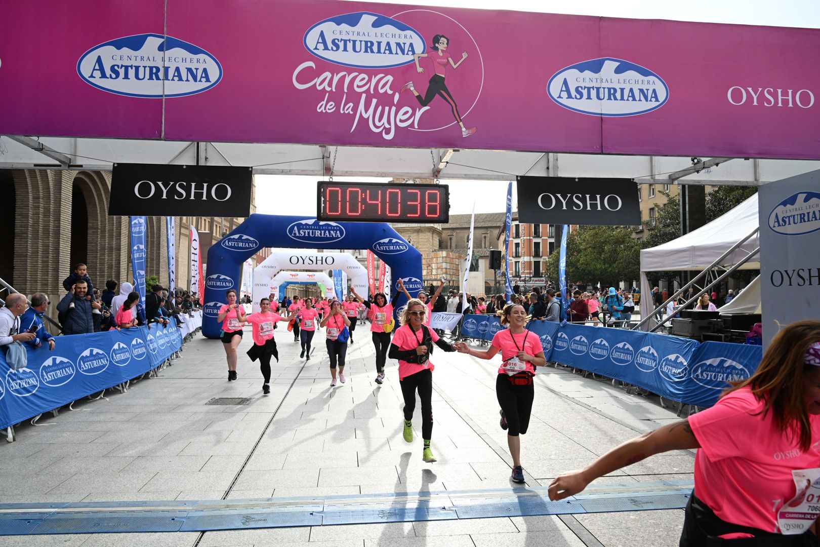 Todas las fotos de la Carrera de la Mujer de Zaragoza 2023. 5086