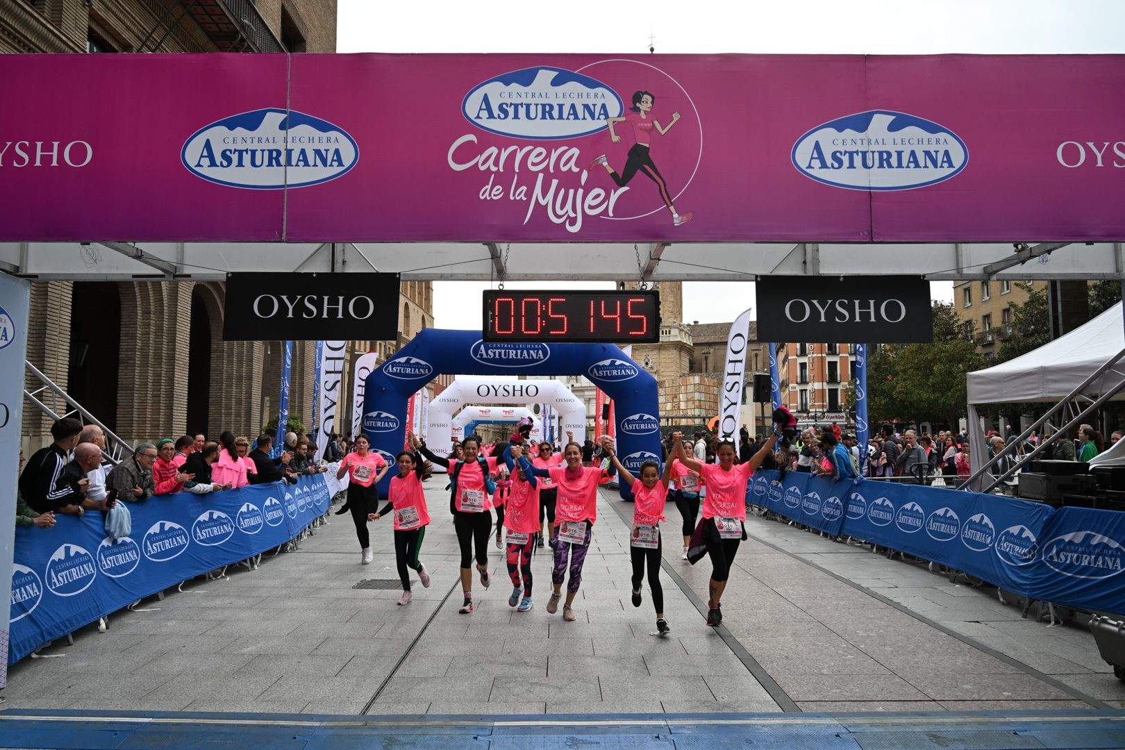 Todas las fotos de la Carrera de la Mujer de Zaragoza 2023. 5806