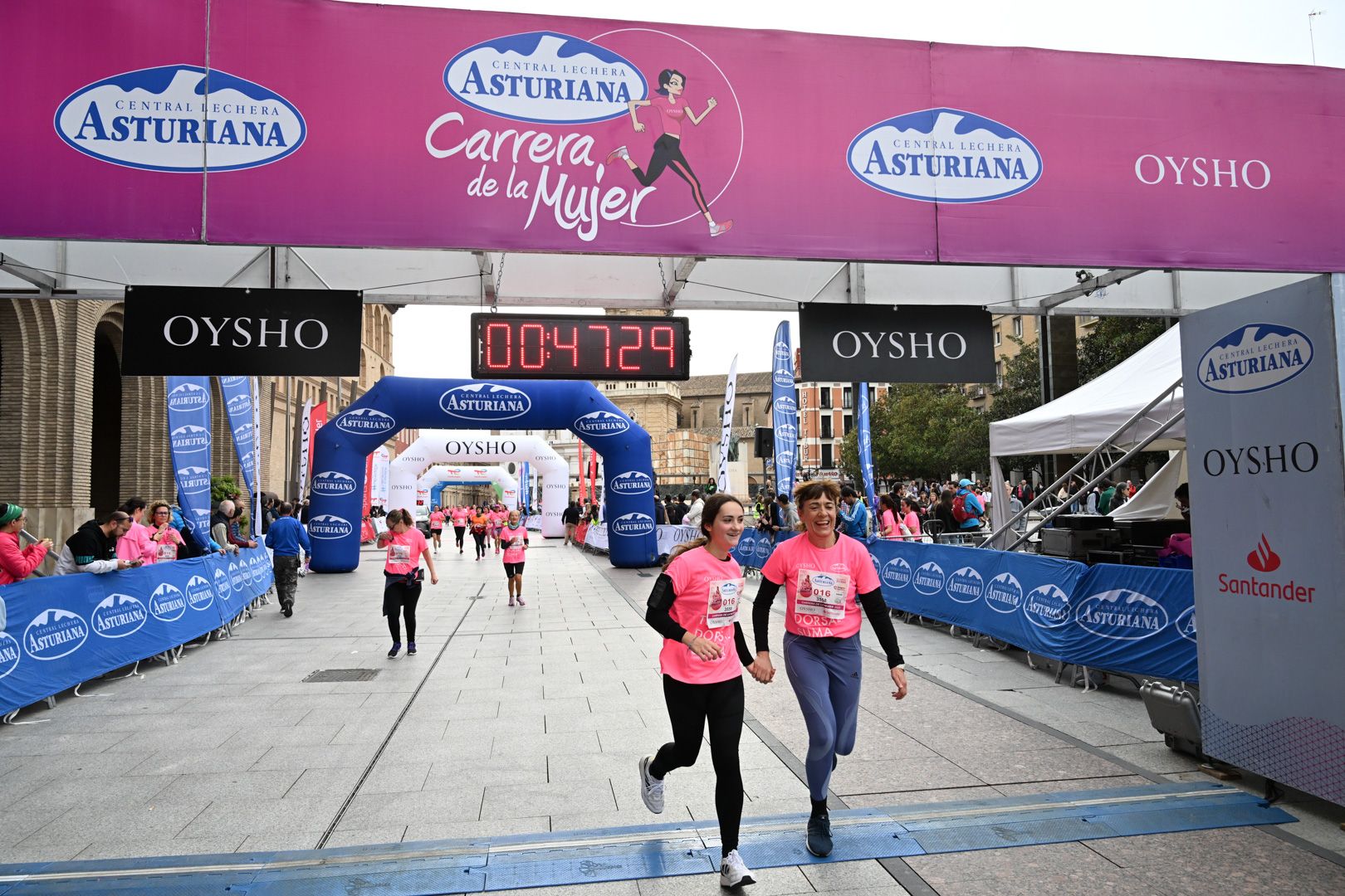 Todas las fotos de la Carrera de la Mujer de Zaragoza 2023. 5565