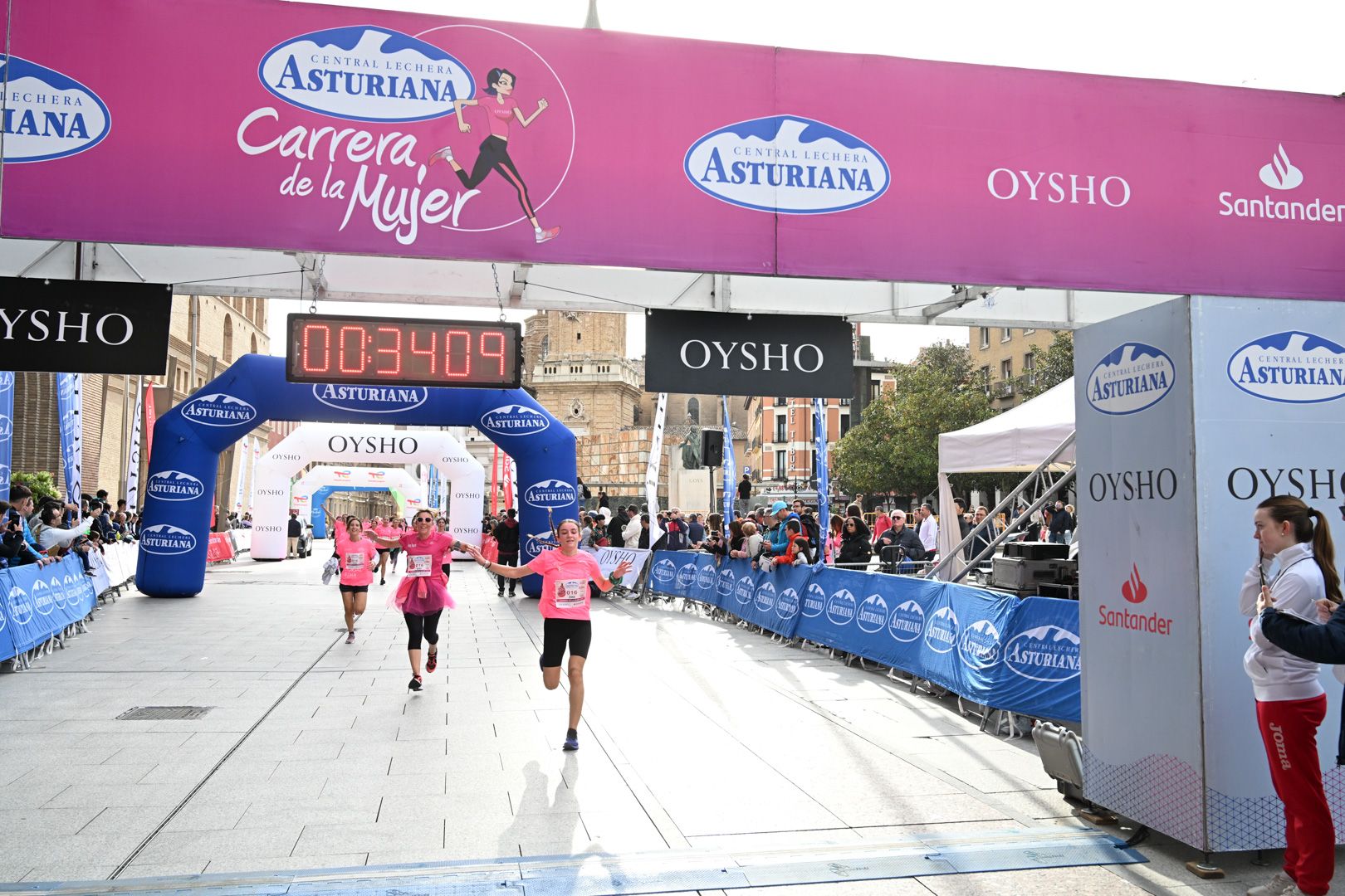 Todas las fotos de la Carrera de la Mujer de Zaragoza 2023. 4608
