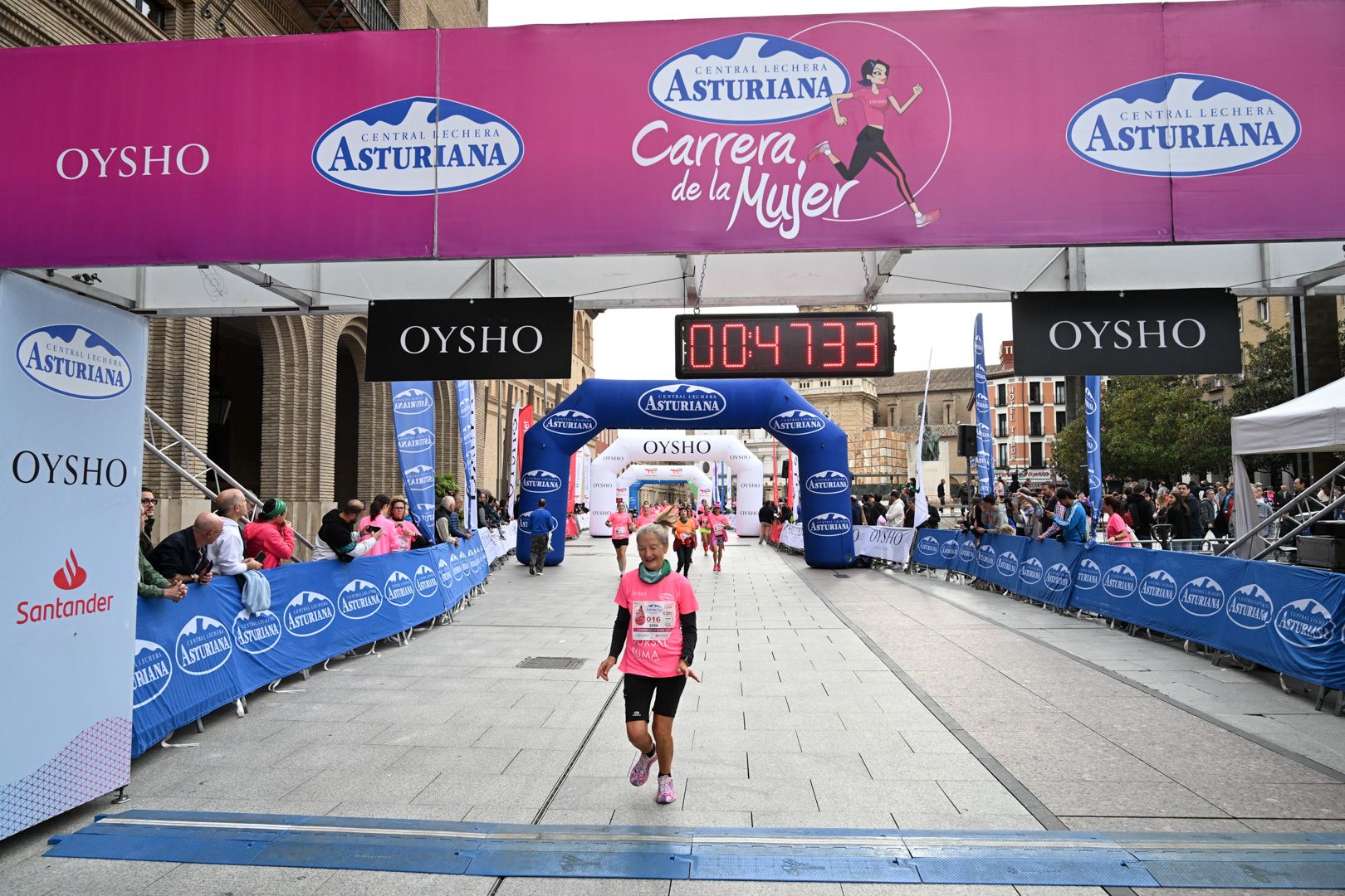 Todas las fotos de la Carrera de la Mujer de Zaragoza 2023. 5569