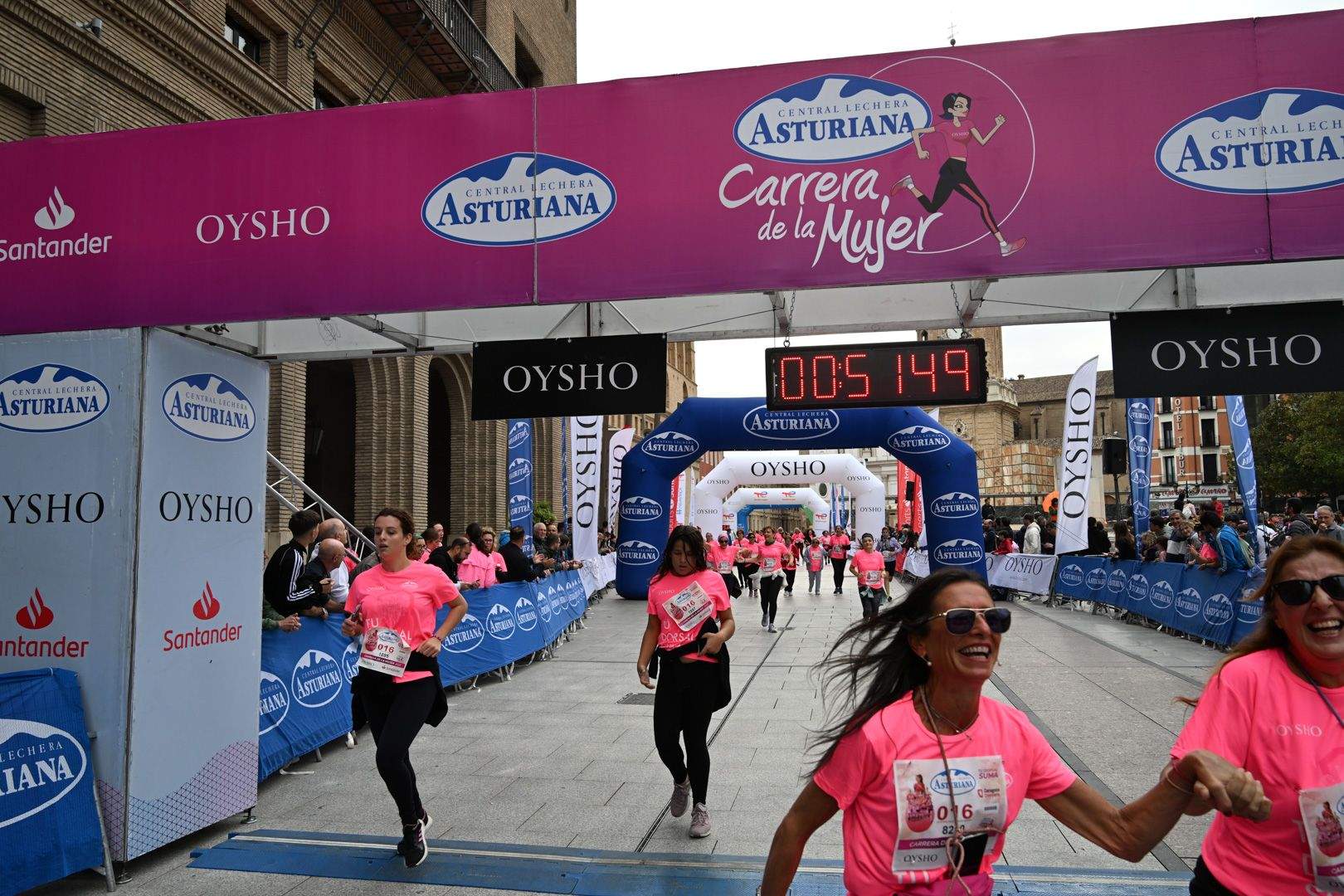 Todas las fotos de la Carrera de la Mujer de Zaragoza 2023. 5811