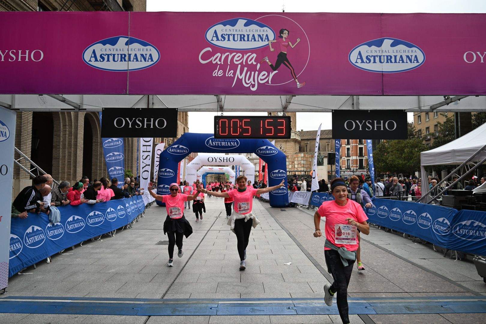 Todas las fotos de la Carrera de la Mujer de Zaragoza 2023. 5812