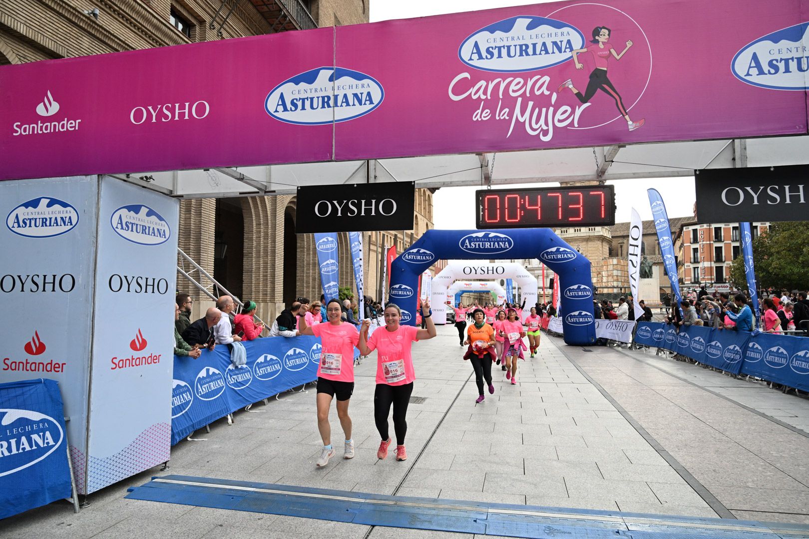 Todas las fotos de la Carrera de la Mujer de Zaragoza 2023. 5572