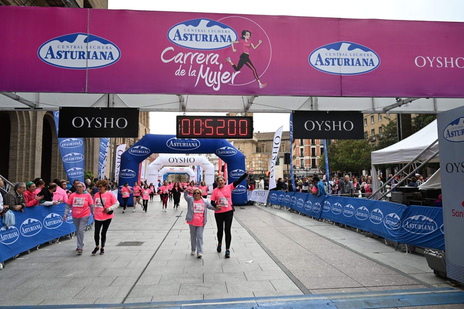 Todas las fotos de la Carrera de la Mujer de Zaragoza 2023. 5817
