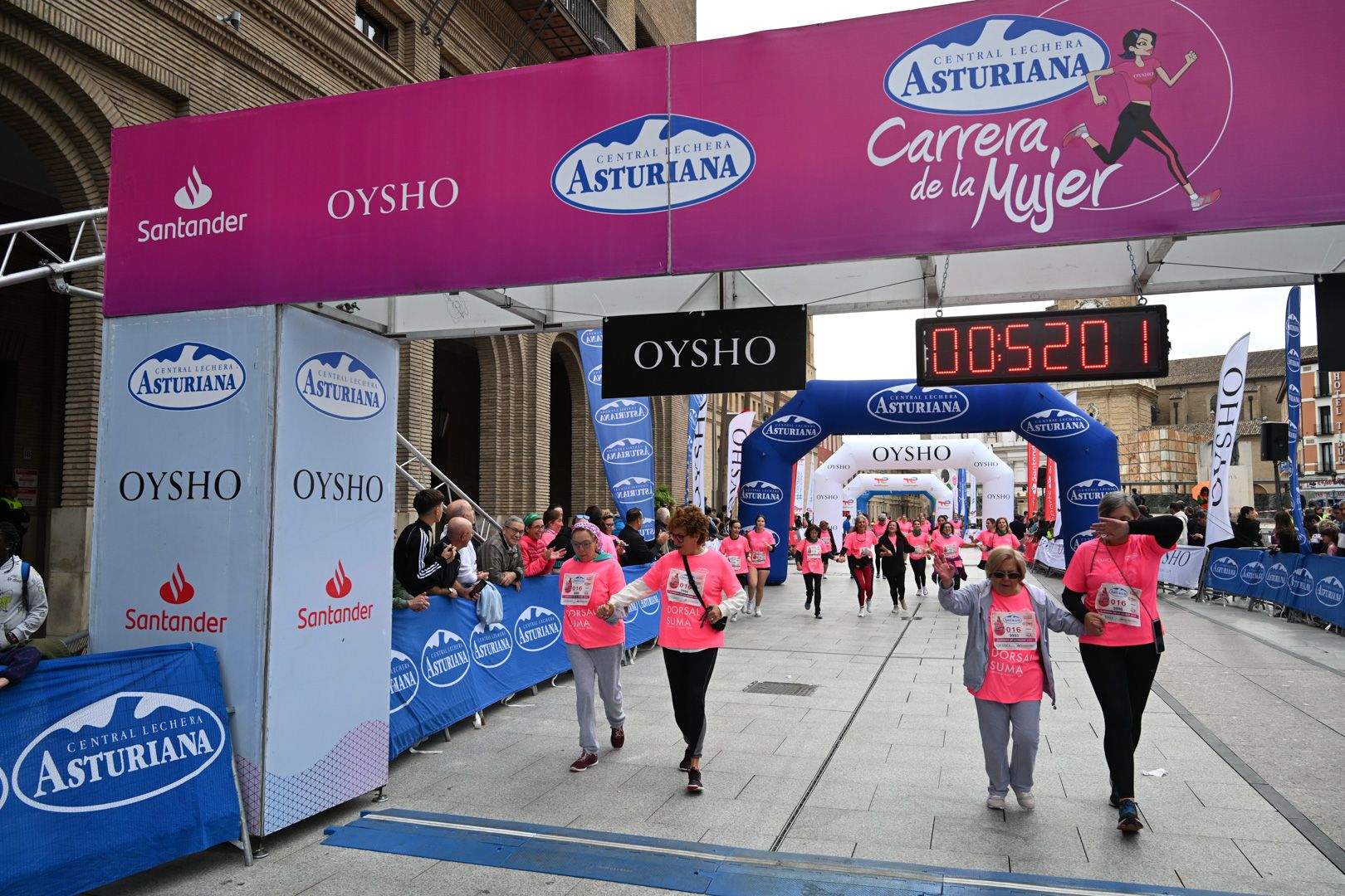 Todas las fotos de la Carrera de la Mujer de Zaragoza 2023. 5818