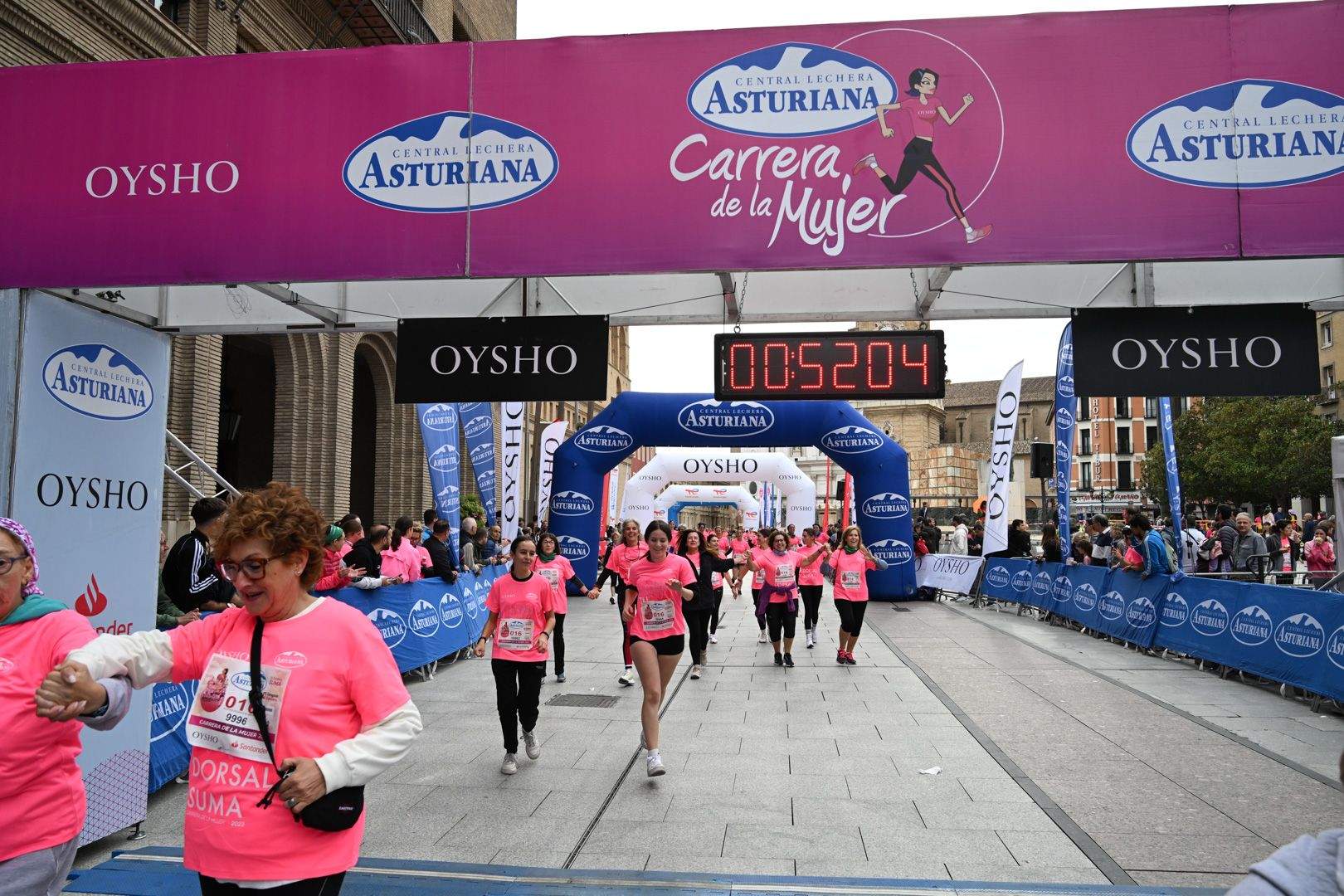 Todas las fotos de la Carrera de la Mujer de Zaragoza 2023. 5820