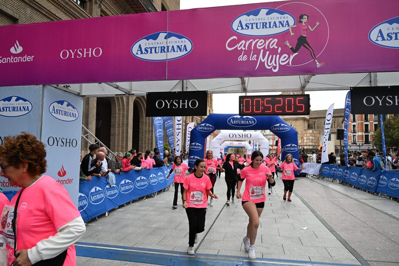 Todas las fotos de la Carrera de la Mujer de Zaragoza 2023. 5822