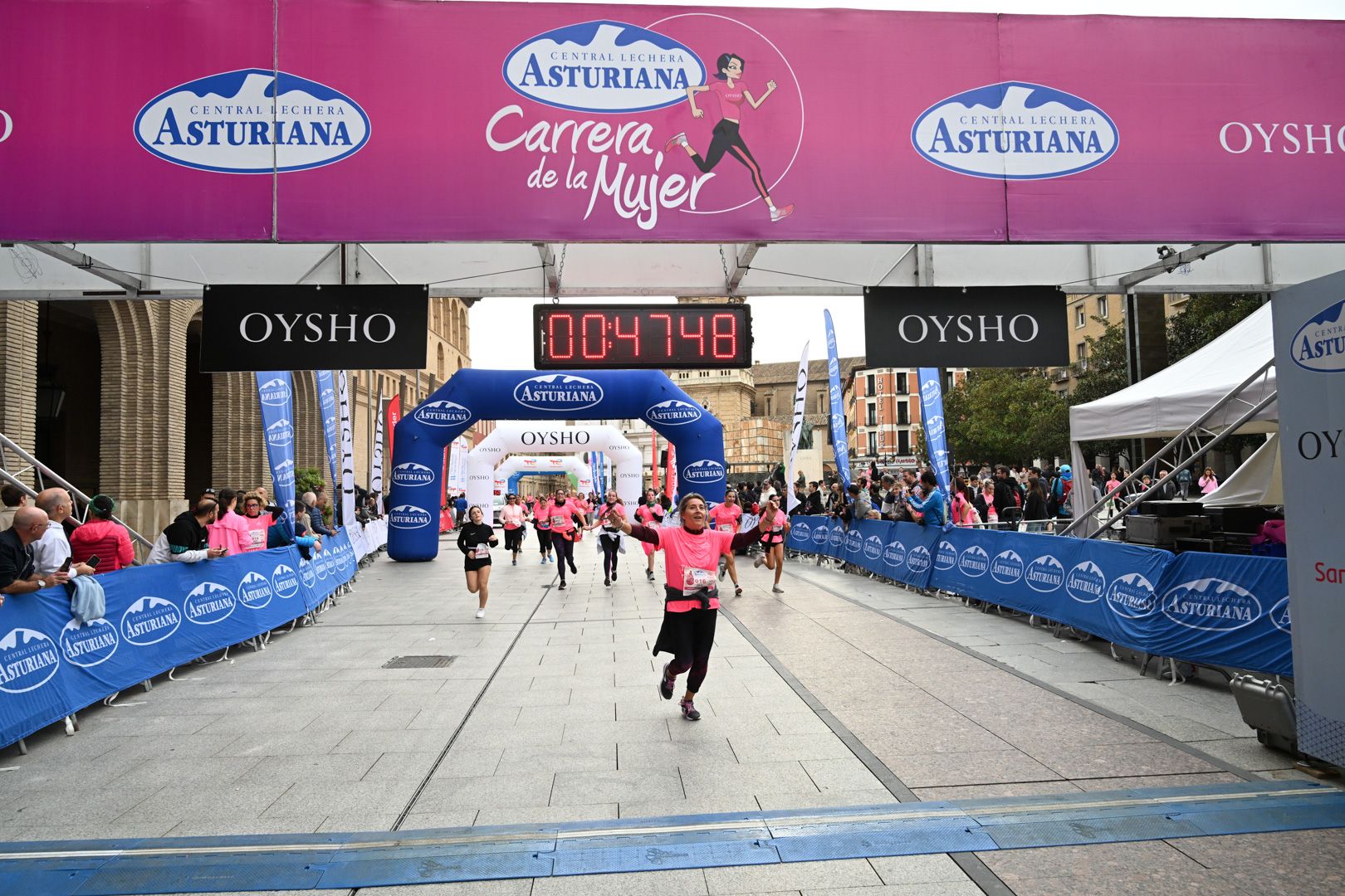 Todas las fotos de la Carrera de la Mujer de Zaragoza 2023. 5582