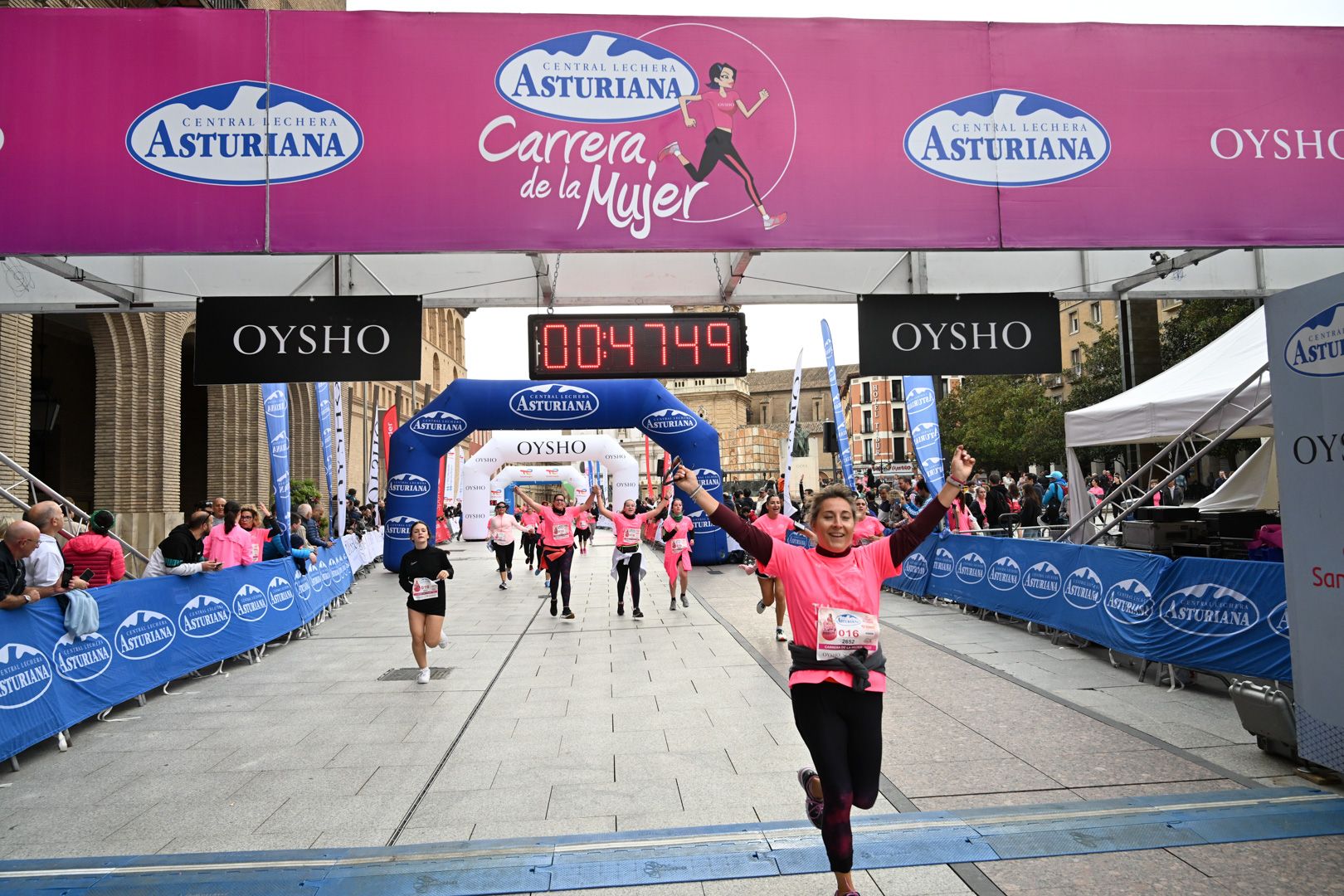 Todas las fotos de la Carrera de la Mujer de Zaragoza 2023. 5583