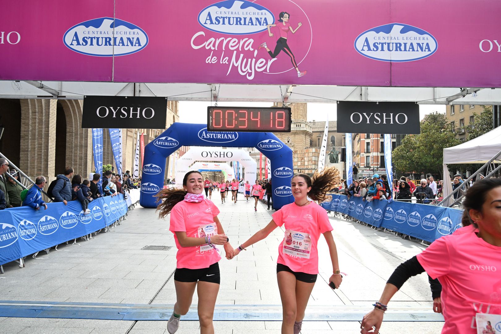Todas las fotos de la Carrera de la Mujer de Zaragoza 2023. 4629