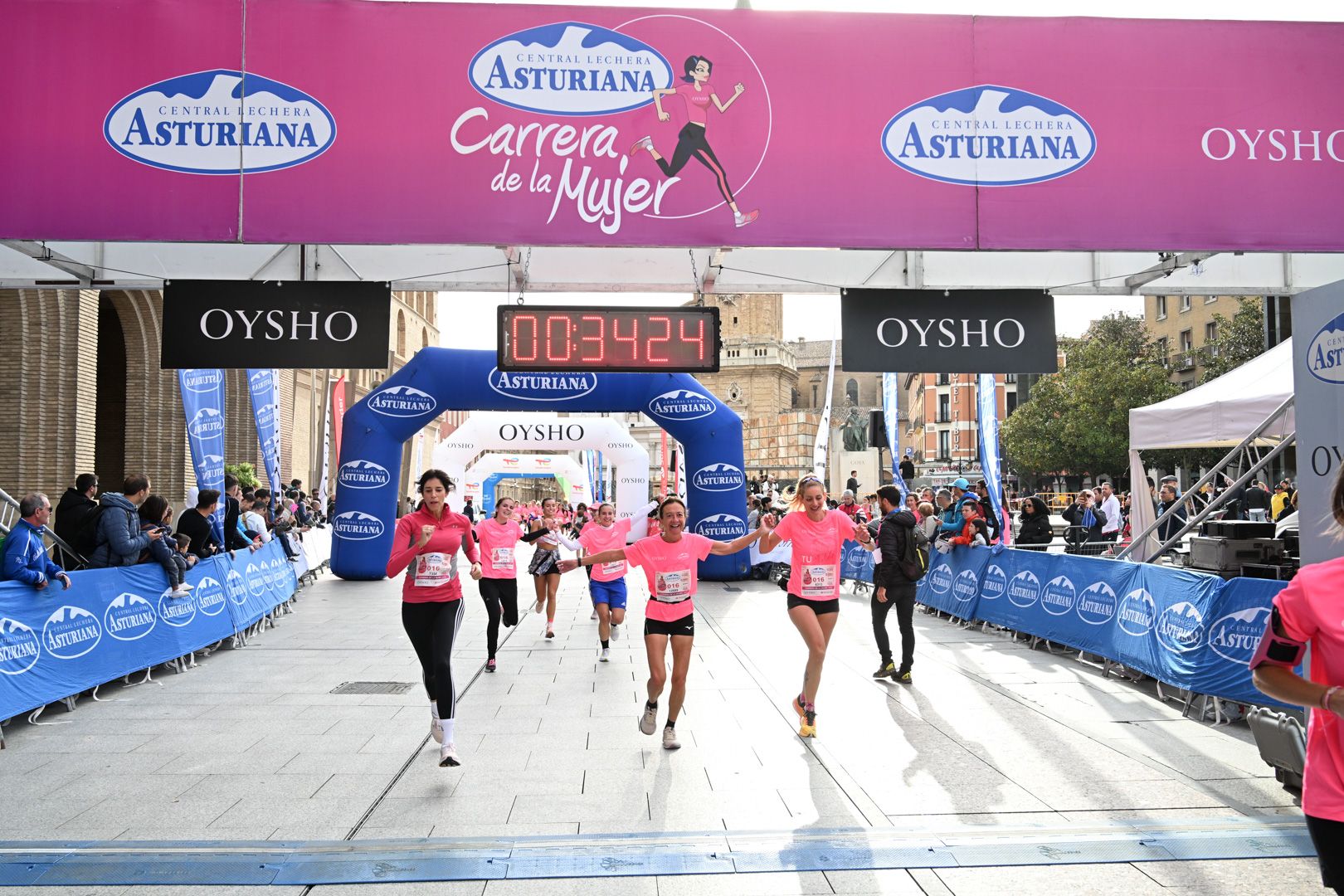 Todas las fotos de la Carrera de la Mujer de Zaragoza 2023. 4633