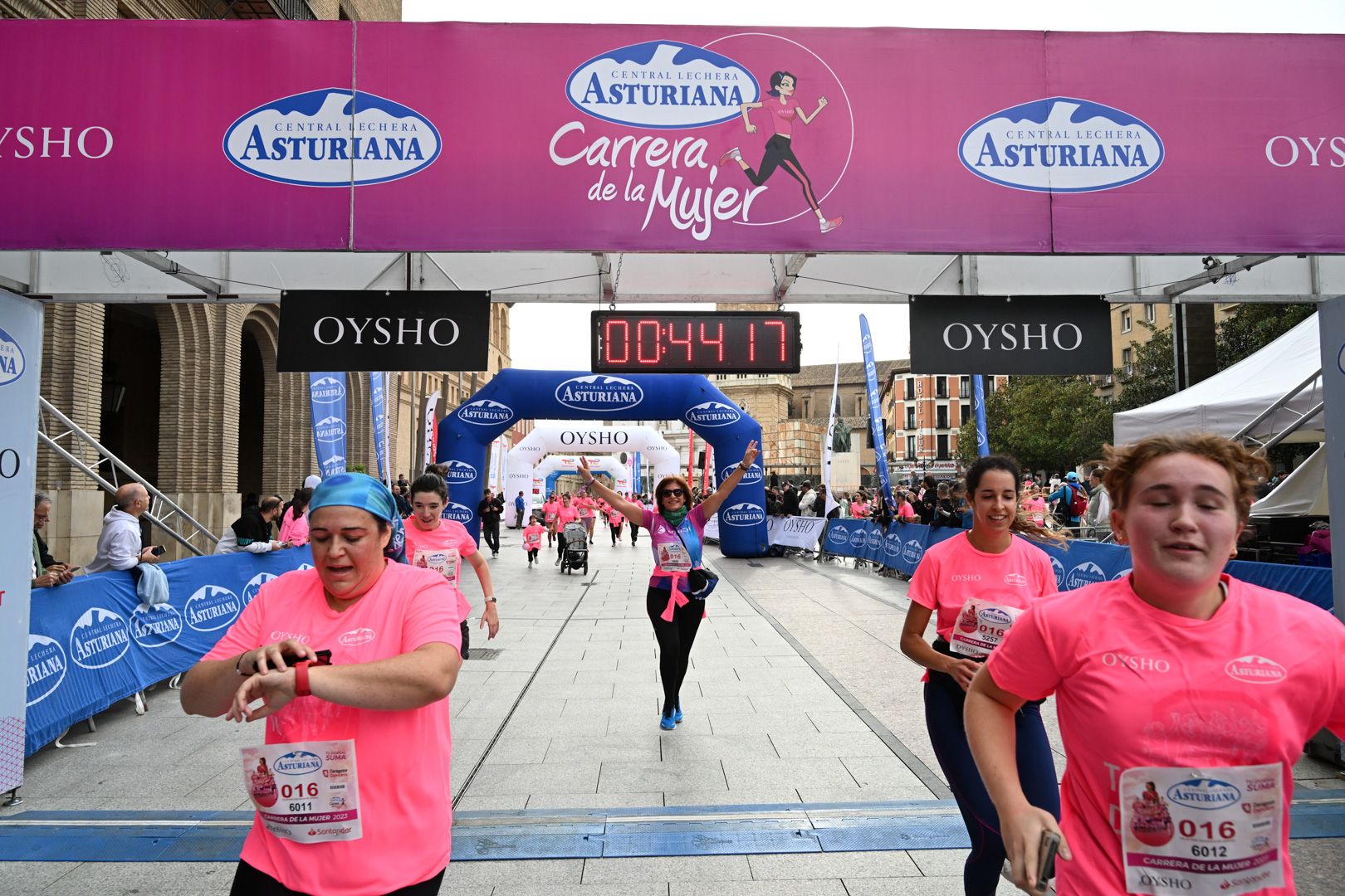 Todas las fotos de la Carrera de la Mujer de Zaragoza 2023. 5350