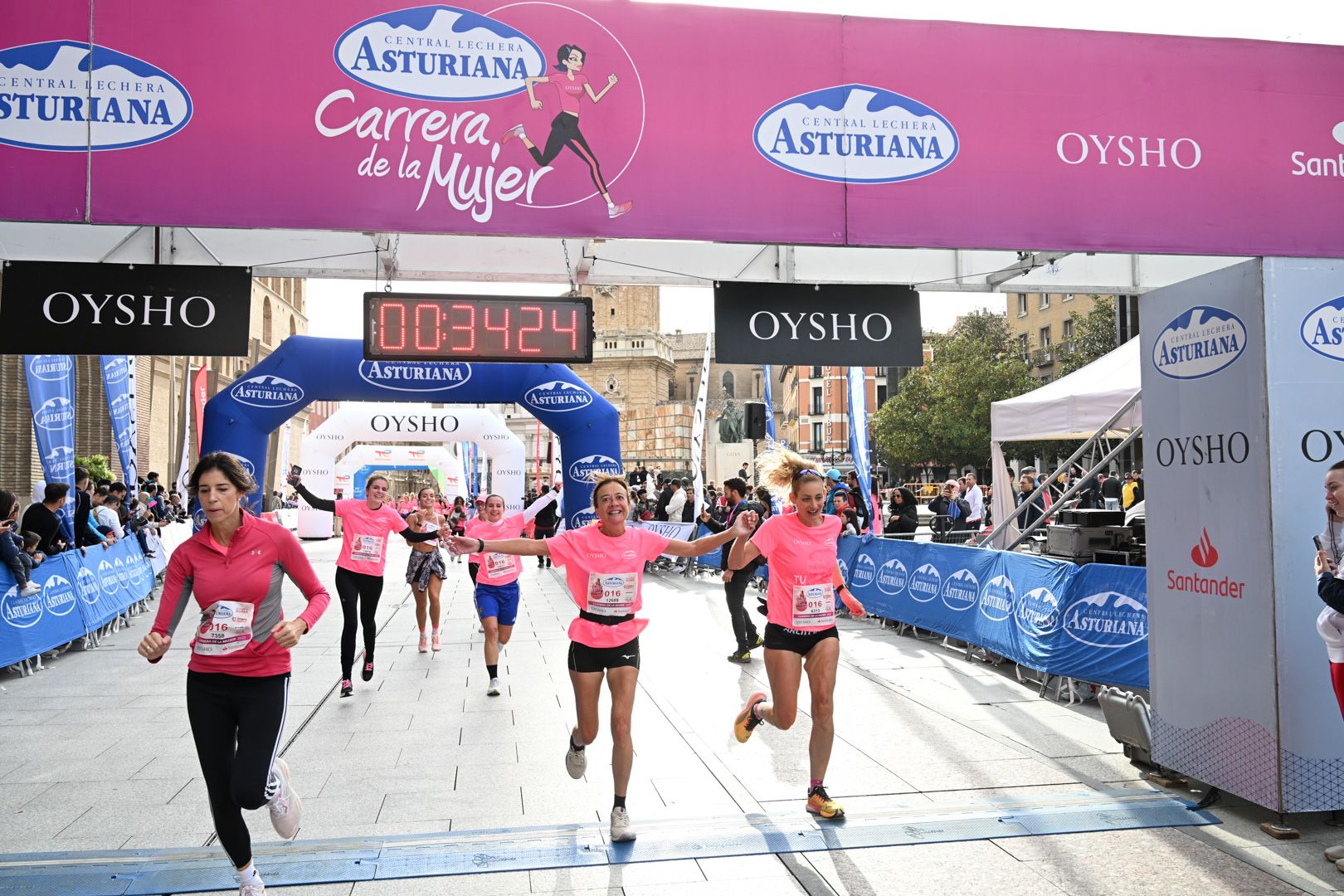 Todas las fotos de la Carrera de la Mujer de Zaragoza 2023. 4634