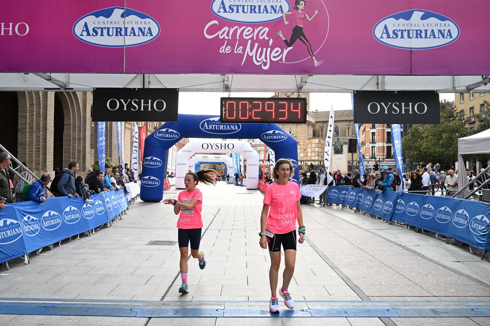 Todas las fotos de la Carrera de la Mujer de Zaragoza 2023. 4416