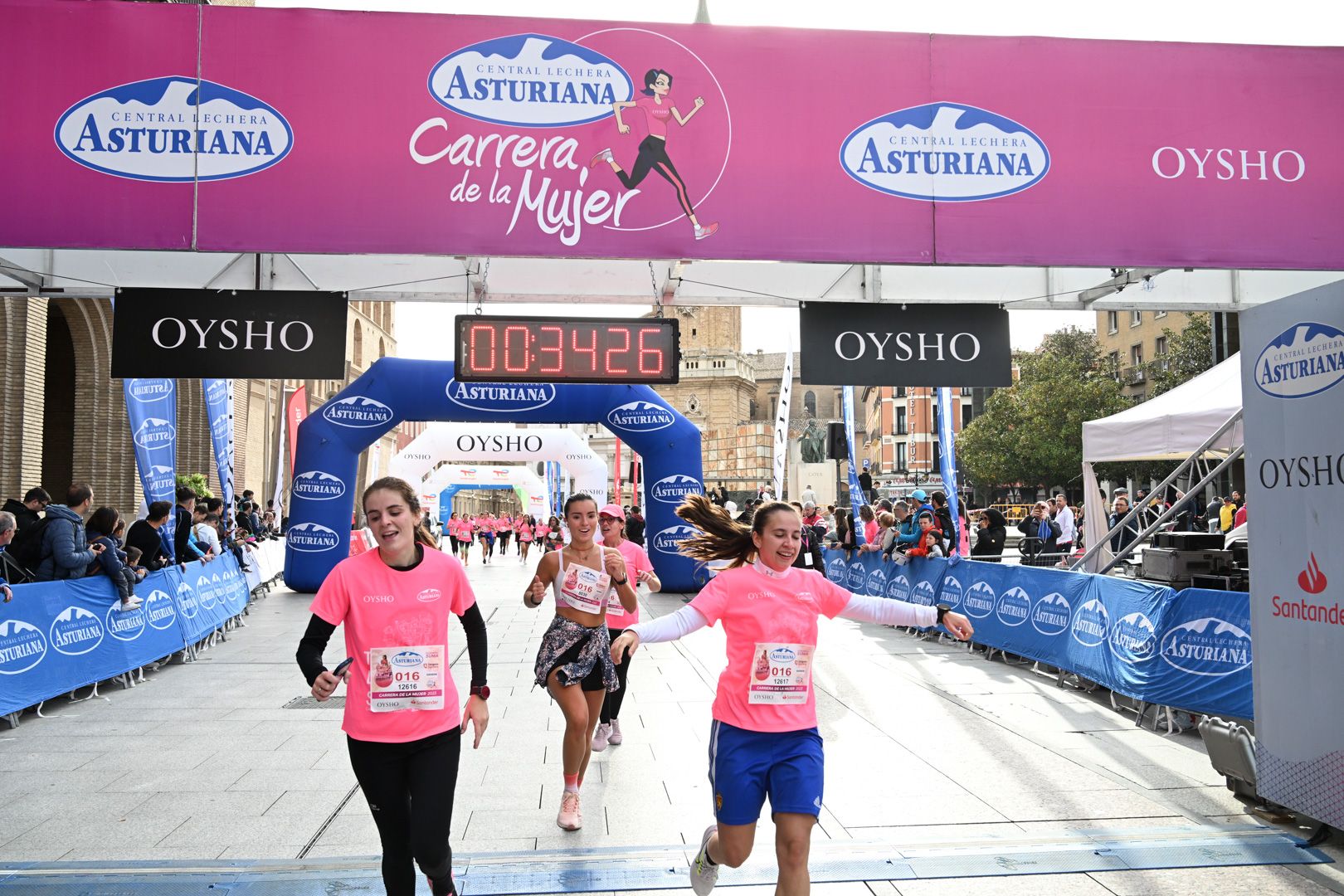 Todas las fotos de la Carrera de la Mujer de Zaragoza 2023. 4638