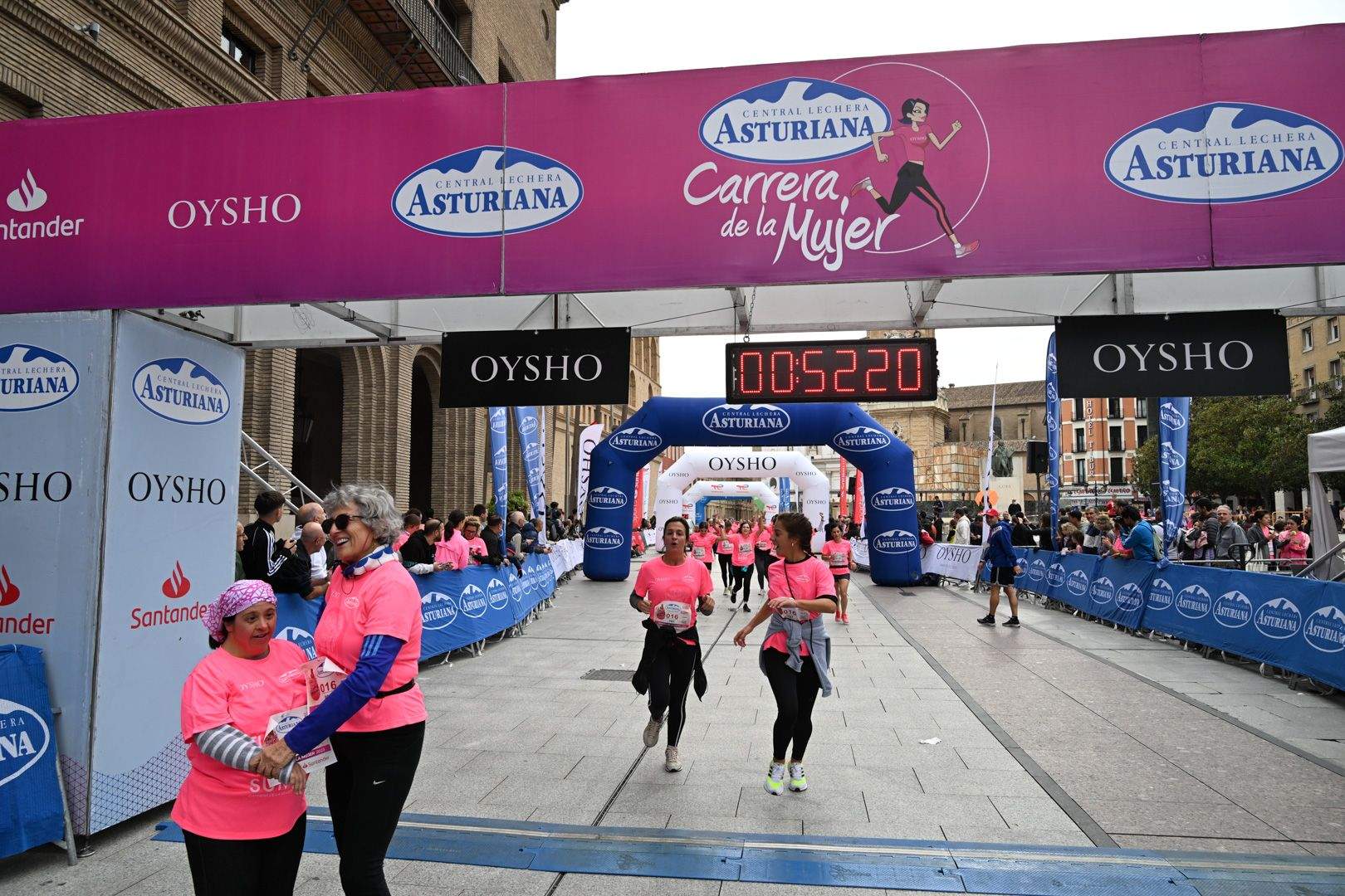 Todas las fotos de la Carrera de la Mujer de Zaragoza 2023. 5839