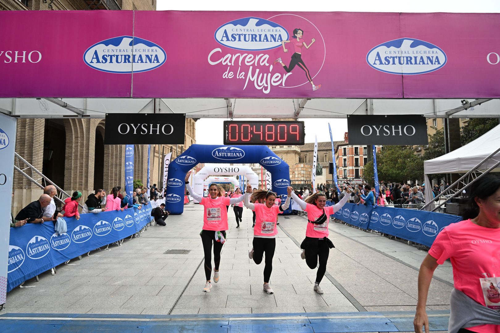 Todas las fotos de la Carrera de la Mujer de Zaragoza 2023. 5600
