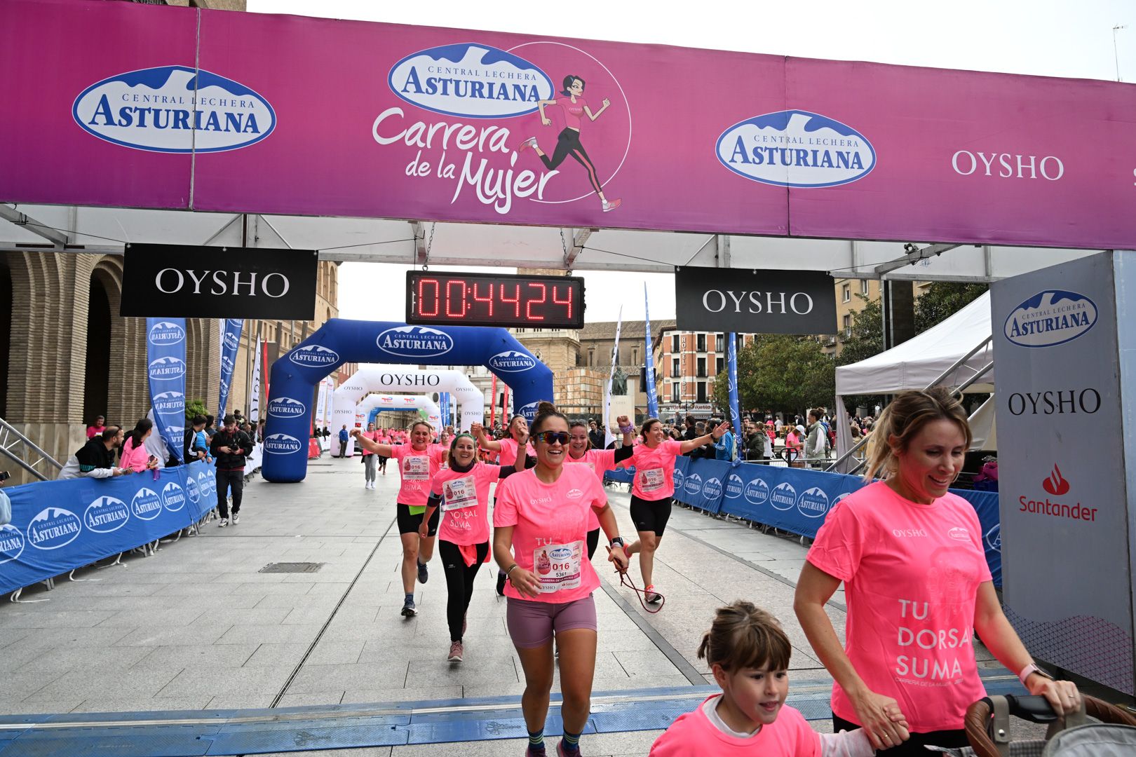 Todas las fotos de la Carrera de la Mujer de Zaragoza 2023. 5358