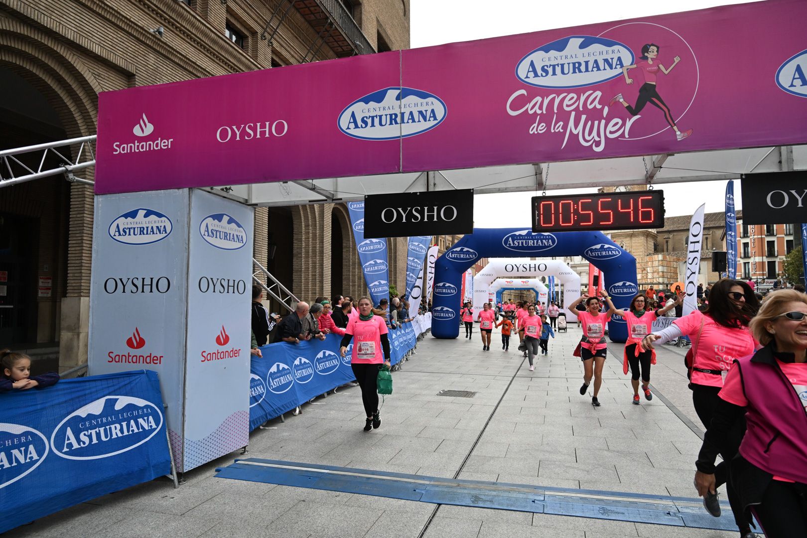 Todas las fotos de la Carrera de la Mujer de Zaragoza 2023. 6043