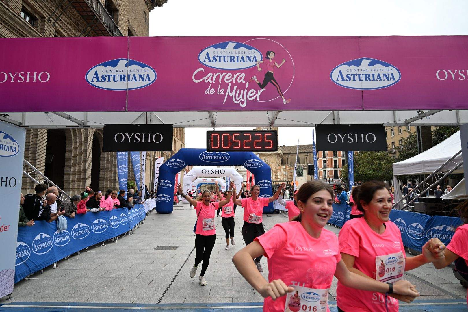 Todas las fotos de la Carrera de la Mujer de Zaragoza 2023. 5844