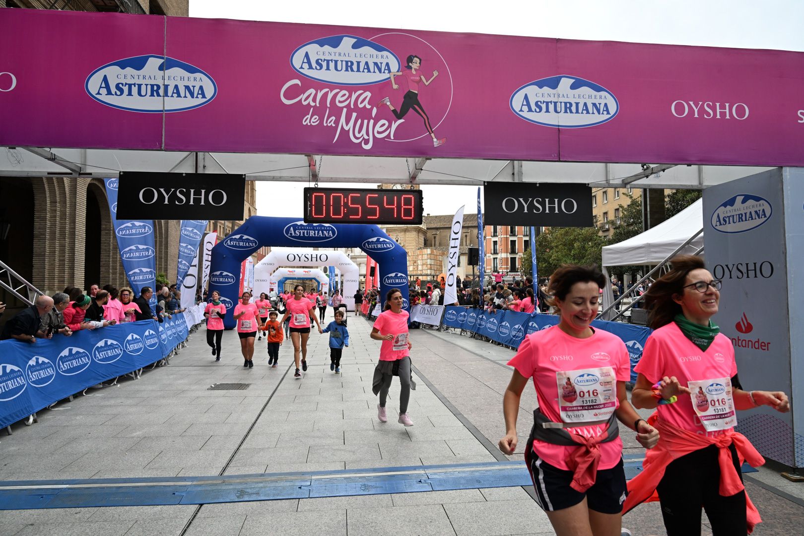 Todas las fotos de la Carrera de la Mujer de Zaragoza 2023. 6046