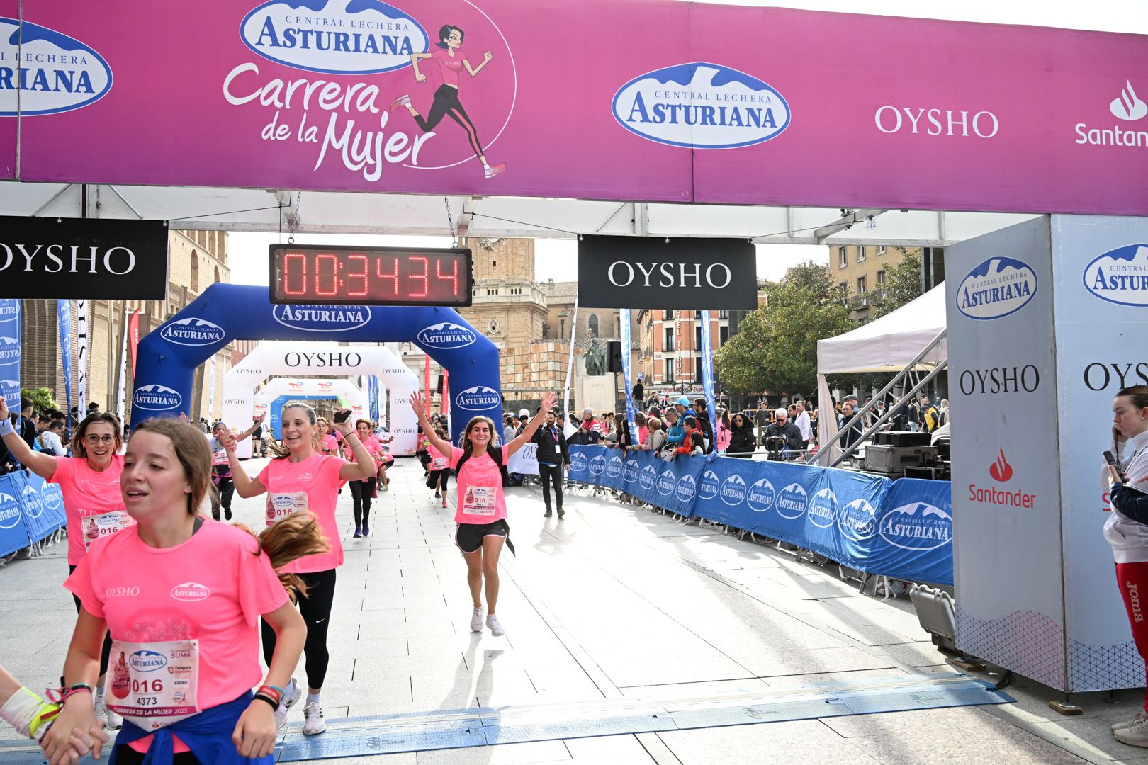 Todas las fotos de la Carrera de la Mujer de Zaragoza 2023. 4645