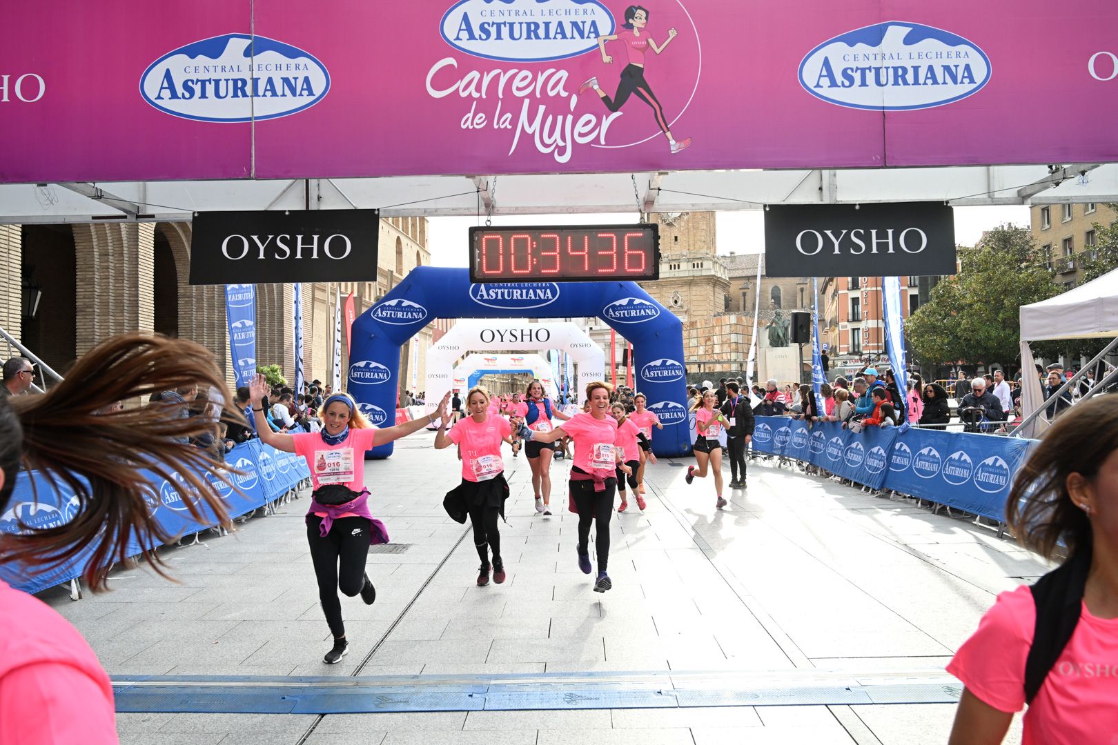 Todas las fotos de la Carrera de la Mujer de Zaragoza 2023. 4648