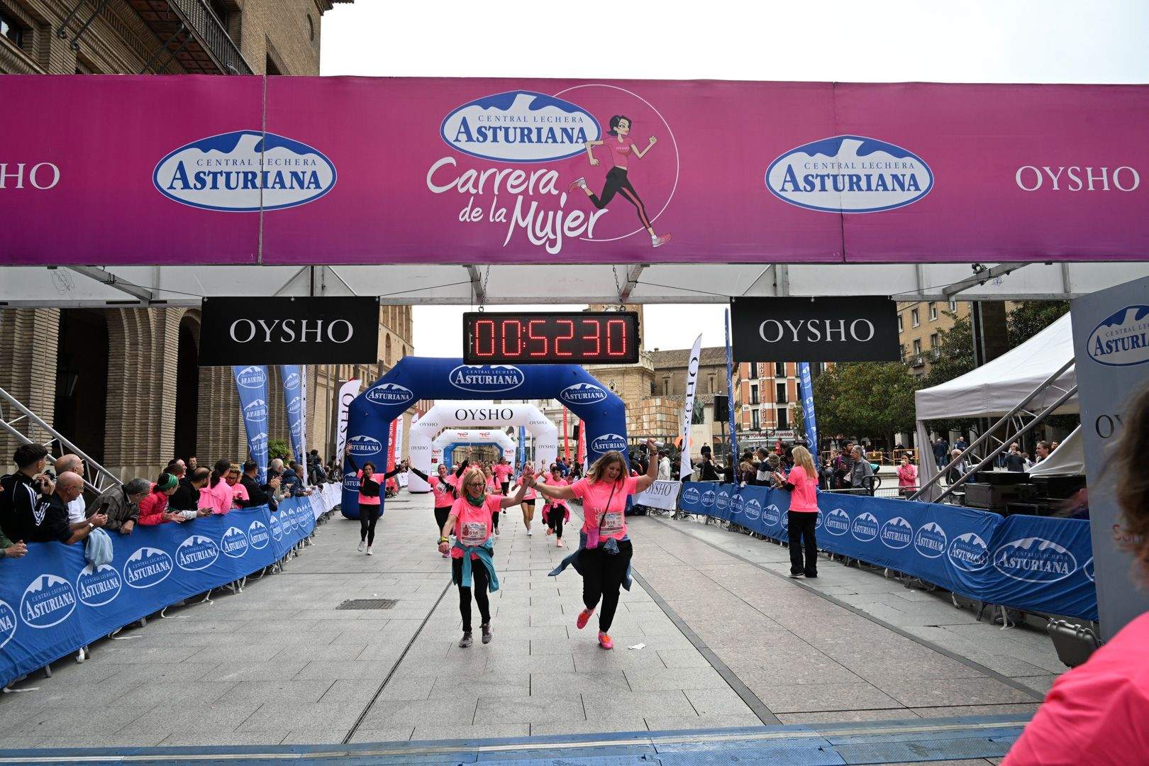 Todas las fotos de la Carrera de la Mujer de Zaragoza 2023. 5851