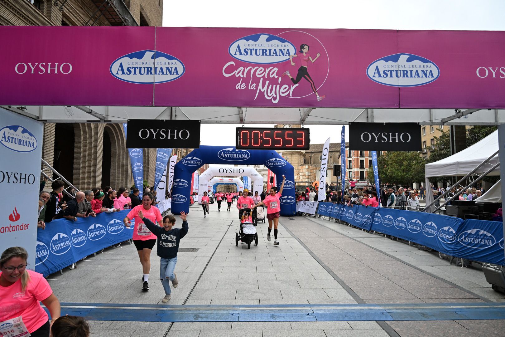 Todas las fotos de la Carrera de la Mujer de Zaragoza 2023. 6052