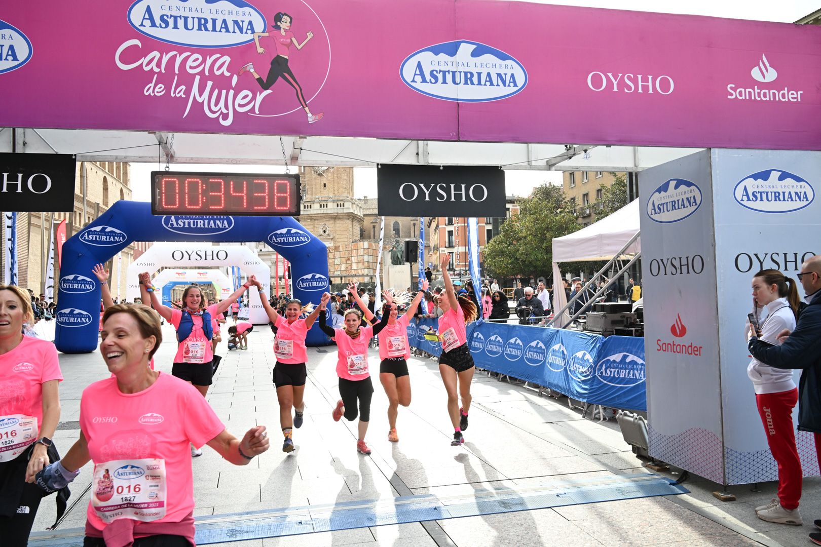 Todas las fotos de la Carrera de la Mujer de Zaragoza 2023. 4651
