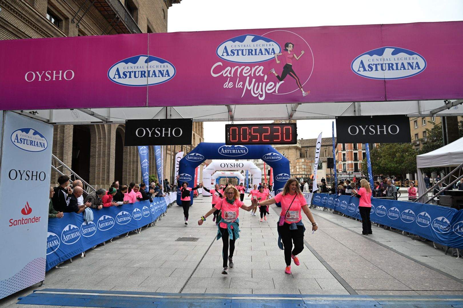 Todas las fotos de la Carrera de la Mujer de Zaragoza 2023. 5852