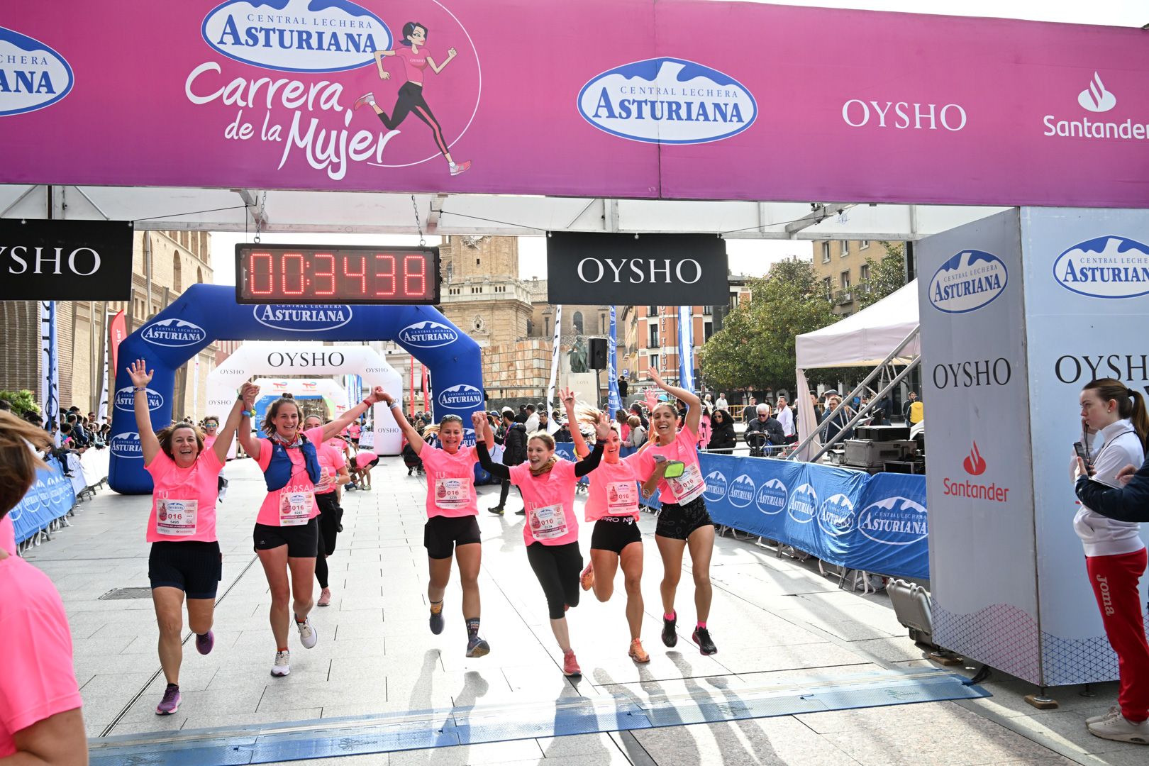 Todas las fotos de la Carrera de la Mujer de Zaragoza 2023. 4652