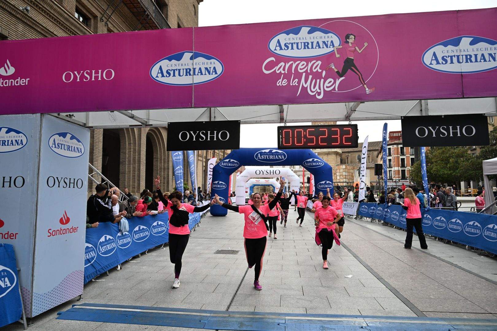 Todas las fotos de la Carrera de la Mujer de Zaragoza 2023. 5854